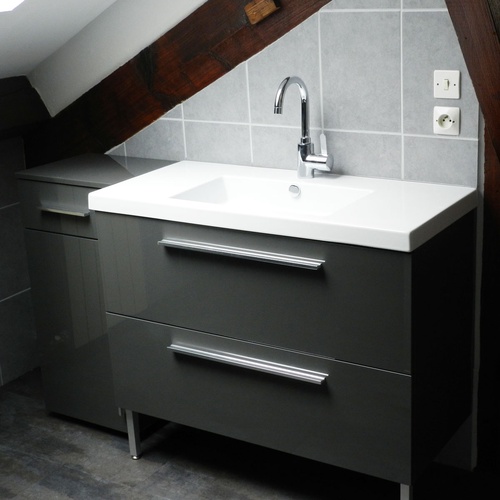Meuble salle de bains Heinrich Hervé SARL