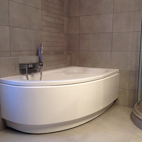 Creation baignoire balneo
