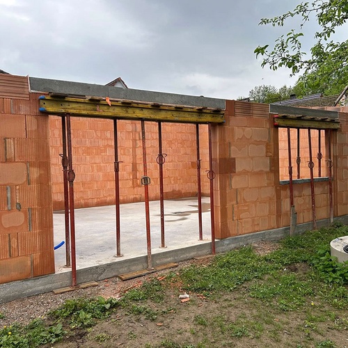 KNOLL CONSTRUCTION