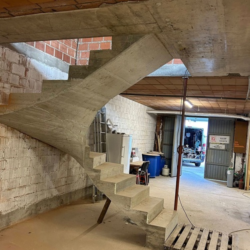 KNOLL CONSTRUCTION