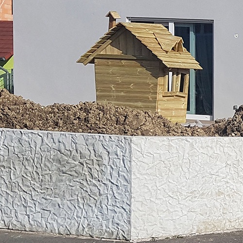 CONSTRUCTION STARK