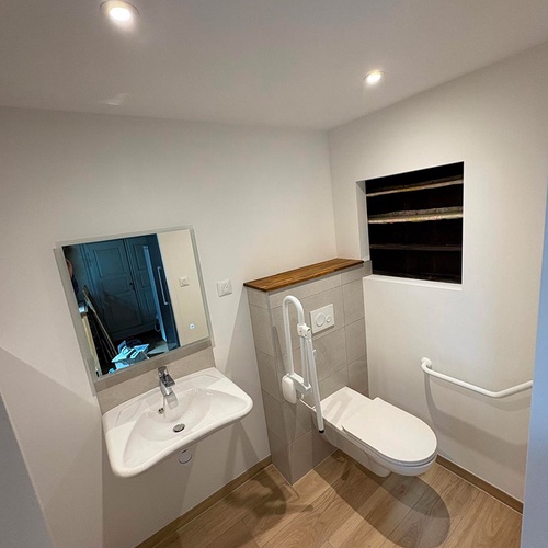  Claire Reverberi My Account Logout 2  Other actions PDF Compare / Translate Delete Save RM CARRELAGES