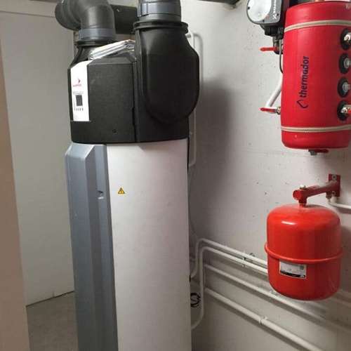 EURL FREDERIC REYMOND