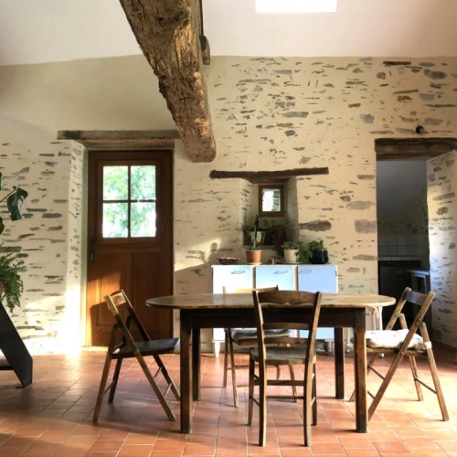 POLE RENOVATION SARL