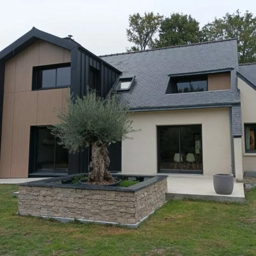 POLE RENOVATION SARL