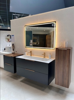 Meuble de salle de bain avec miroir et colonne de rangement