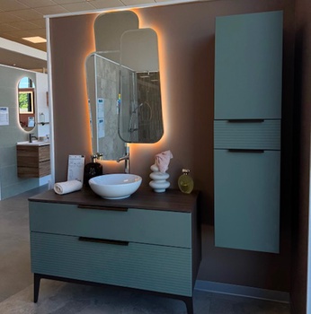 Meuble de salle de bain sur pied avec colonne de rangement