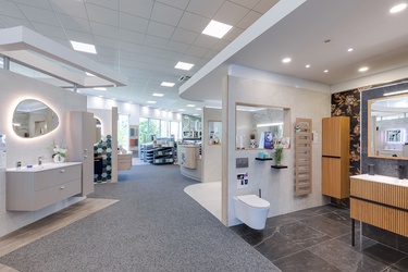 Meuble de salle de bain et toilette suspendu et colonne de rangement