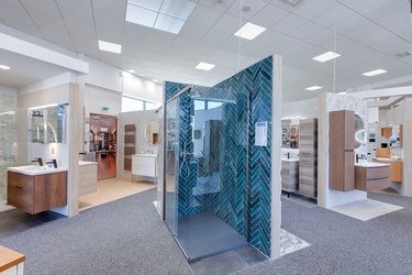 Cabine de douche avec carrelage Zellige