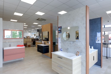 Meuble suspendu de salle de bain 