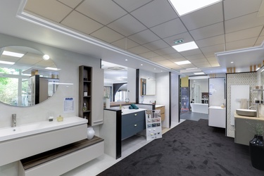 Meubles de salle de bain suspendus 