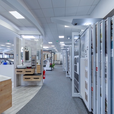 Meuble asymétrique avec vasque à poser