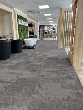 Magasin Comtat & Allardet à Nîmes (30)