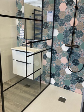 Magasain Comtat & Allardet à Pierrelatte (26)