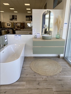 Magasain Comtat & Allardet à Pierrelatte (26)