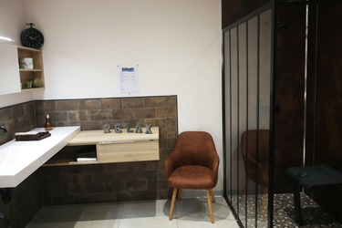 Magasin Comptoir des Fers Cosne-Cours-sur-Loire (58) 1