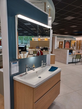 Magasin Comptoir des Fers Cusset