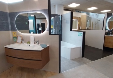 Meuble de salle de bain suspendu avec miroir