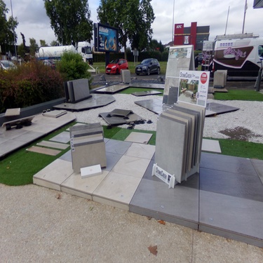Meubles de salle de bain avec sèche serviette