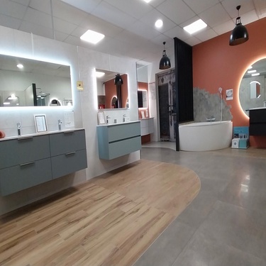 Meuble double vasque suspendu et baignoire