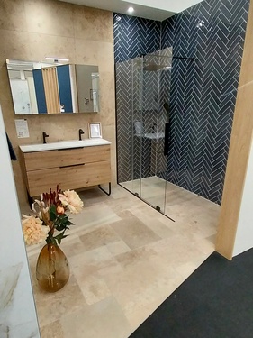Douche à l'italienne avec meuble double vasque