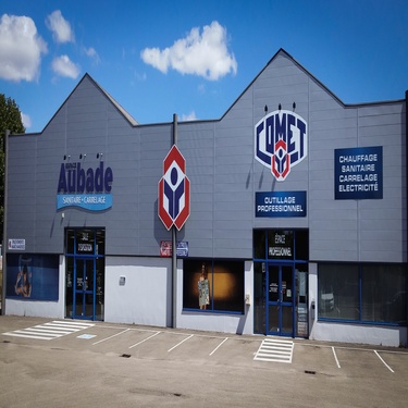 Magasin Comet à Sens / Saint Clément (89)