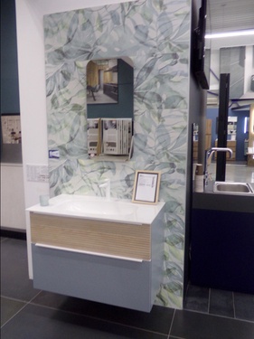 Magasin Comet à Saint Doulchard (18)