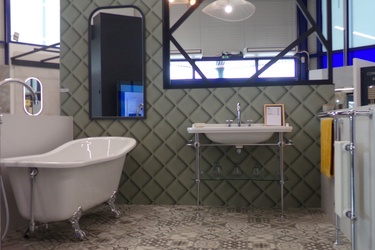 Magasin Comet à Saint Doulchard (18)