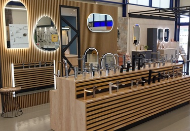 Magasin Comet à Saint Doulchard (18)