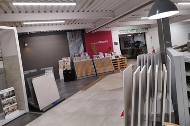 Magasin Frazzi Saint-Étienne-du-Rouvray 2