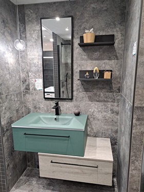 Magasin Guiraud Échirolles Isère (38) 1