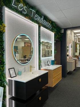 Meuble simple vasque à droite avec miroir LED