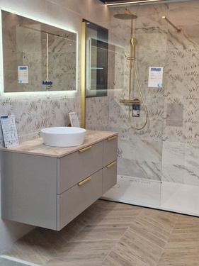 Magasin Moy Eurocaro La Rochelle