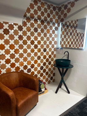 Fauteuil et vasque à poser