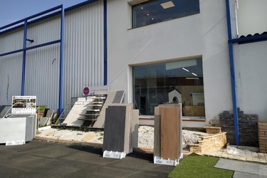 Moy Chapeau Carrelage Saintes