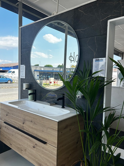 Magasin Comptoir des Fers à Ambérieu en Bugey (01) 26