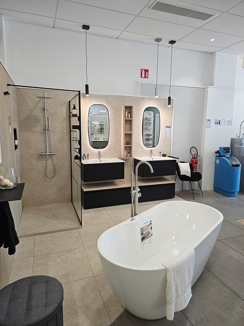 Douche et baignoire îlot 