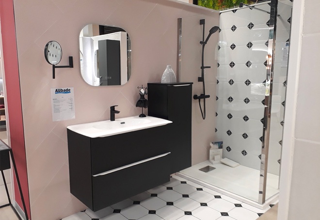 Meuble de salle de bain 2 tiroirs avec une colonne de rangement