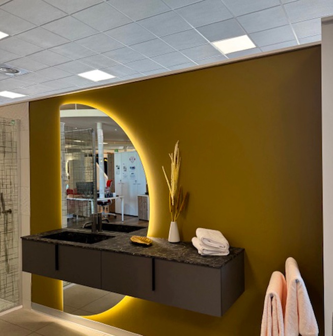 Meuble de salle de bain suspendu avec miroir