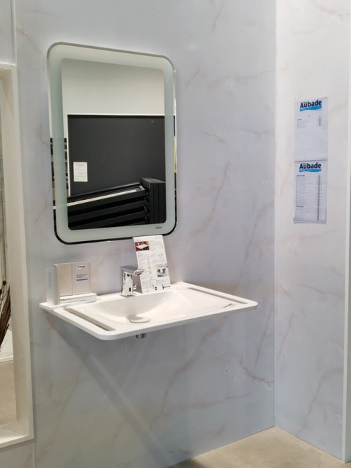 Lavabo PMR et miroir