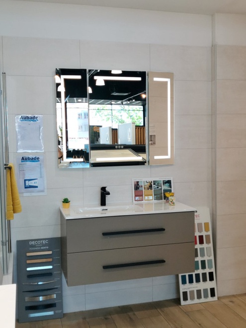 Meuble suspendu plan vasque à gauche