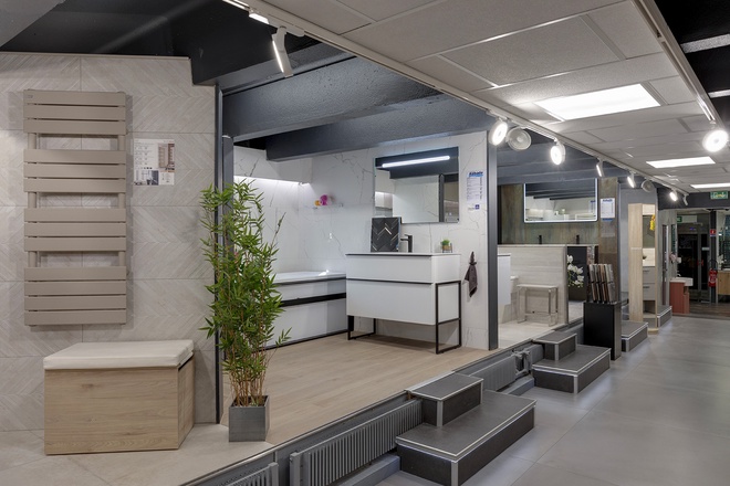 Meuble de salle de bain sur pied